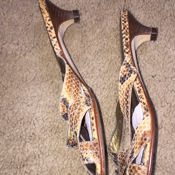 Sandals - Picture 2 of 2